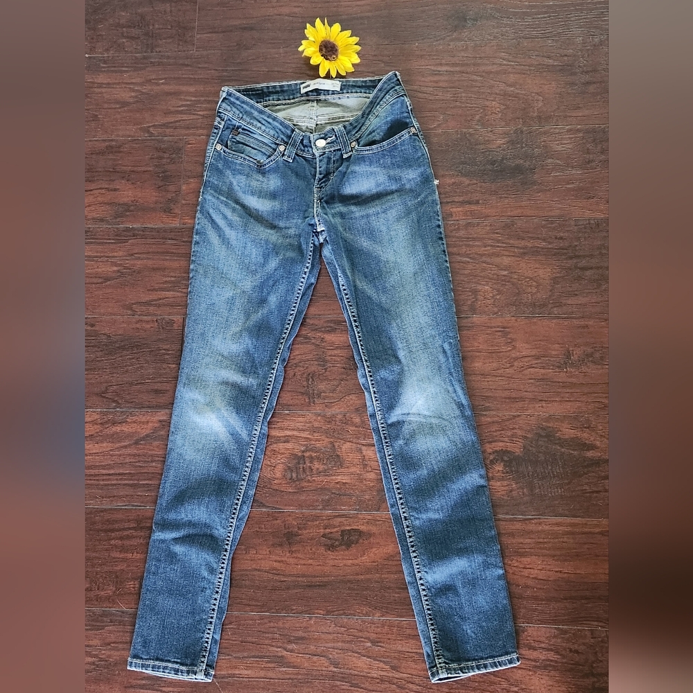 LEVIS BOLD CURVE LOWRISE SKINNY JEANS ♠️ - Picture 3 of 10
